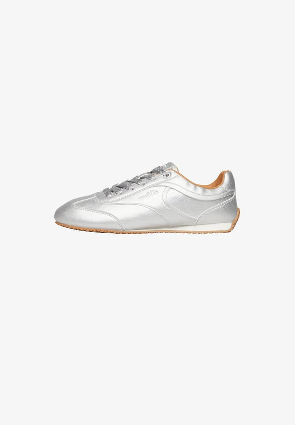 s.Oliver Trainers - silber