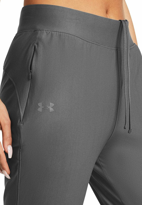 Under Armour  LAUNCH PRO