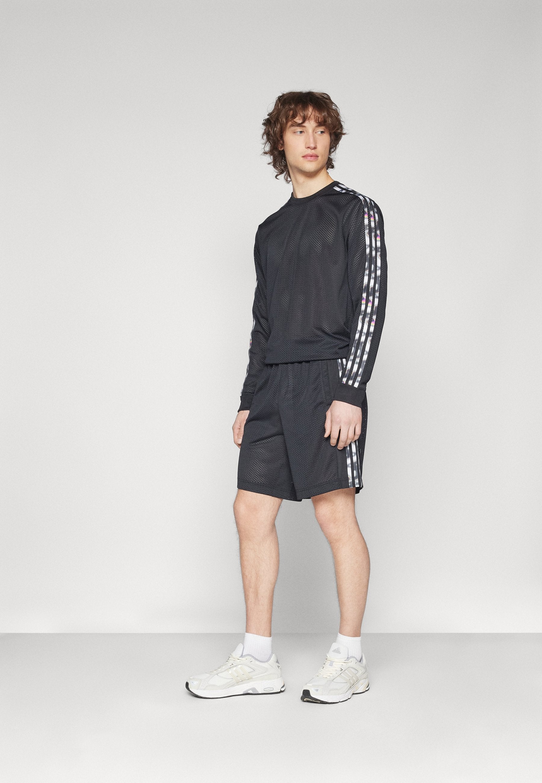 adidas Originals PRIDE ADIBREAK