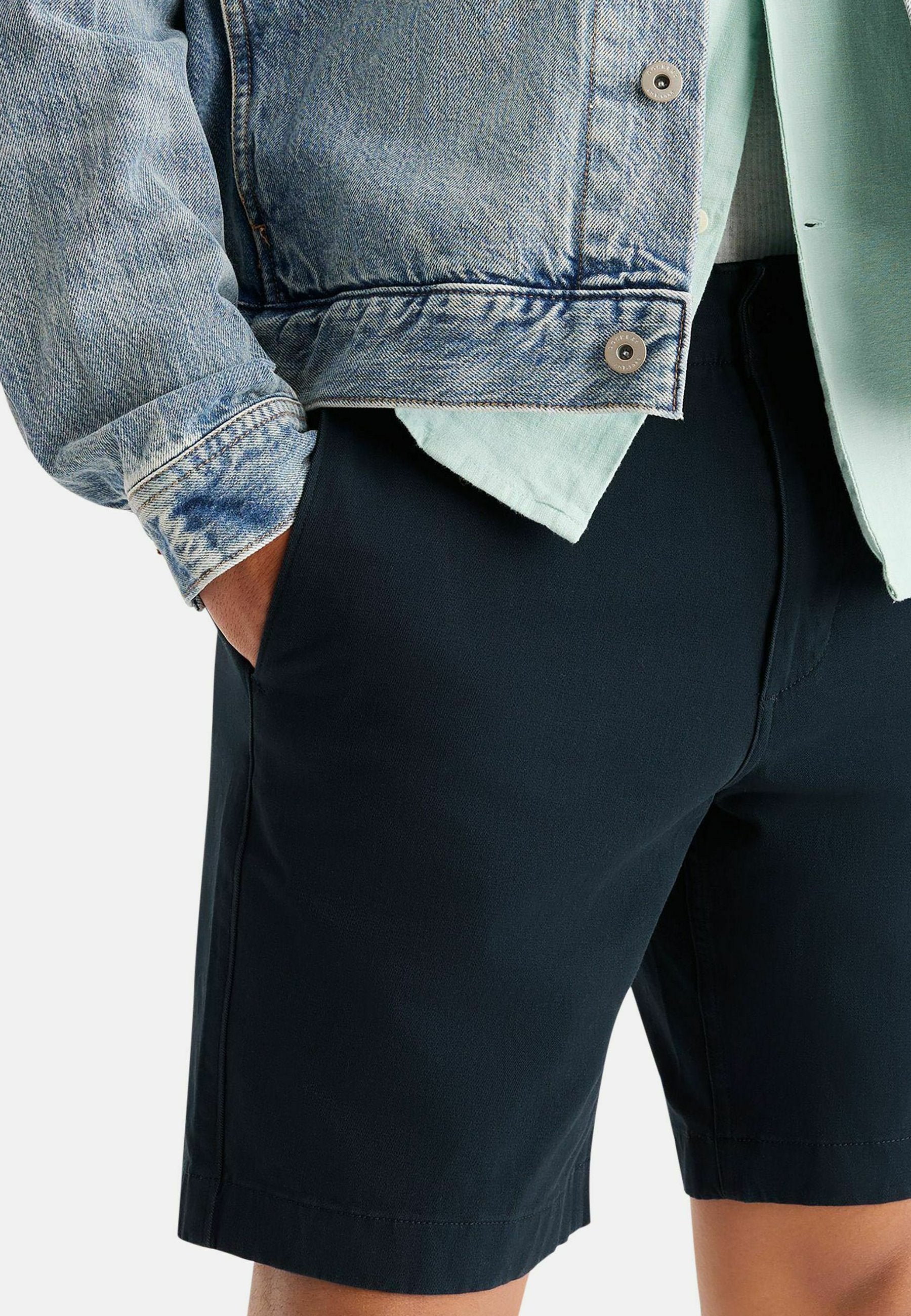 DOCKERS  STRAIGHT FIT CALIFORNIA