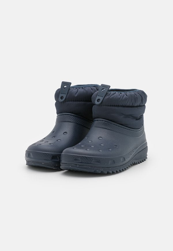 Crocs CLASSIC NEO PUFF SHORTY