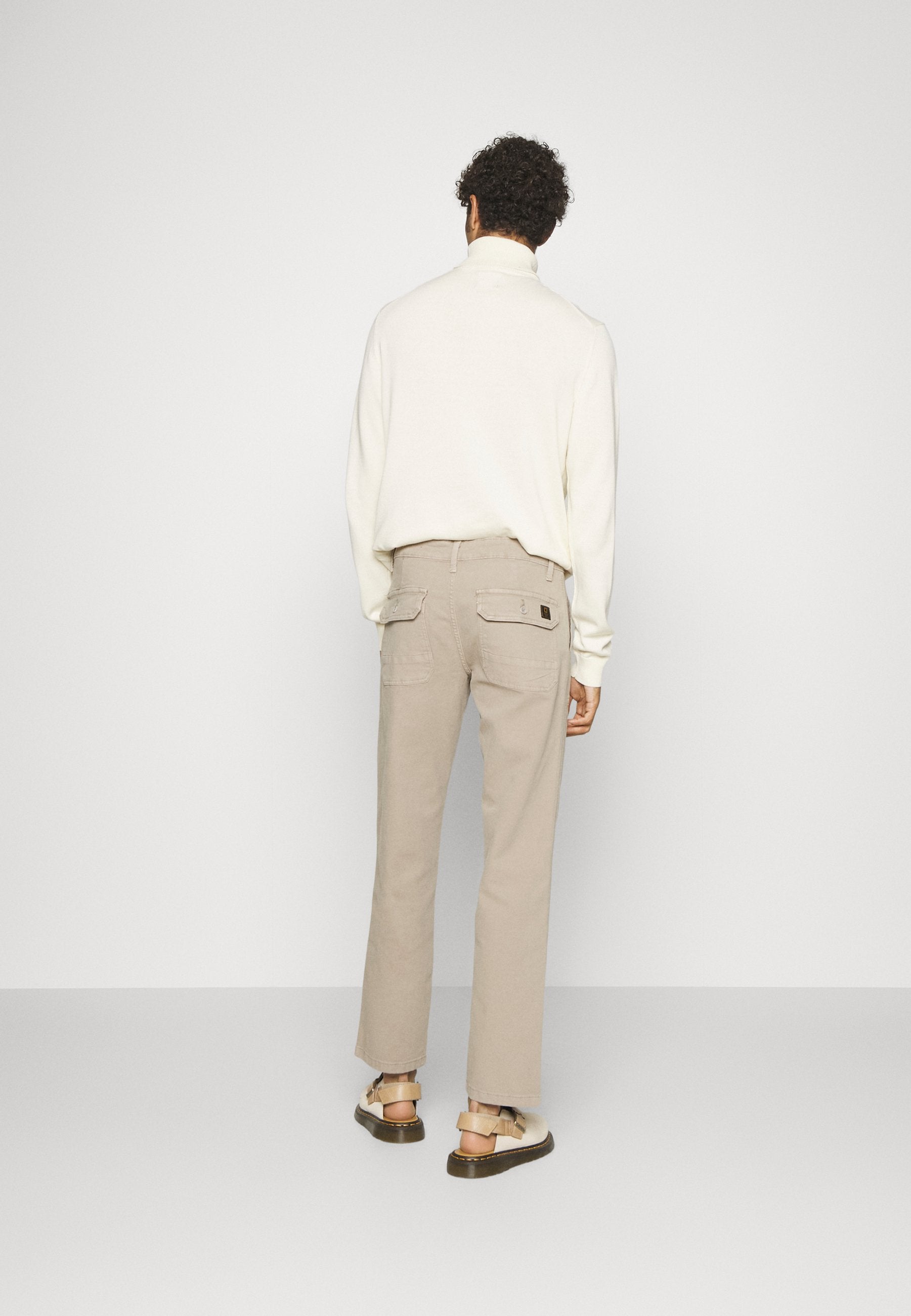 ONSEDGE FREE LOOSE PANT Media 4