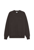 Dunkelbraunes Sweatshirt mit Rundhalsausschnitt, langen Ärmeln und kleinem "LES DEUX"-Text auf der linken Brust. Gerippte Bündchen und Saum.