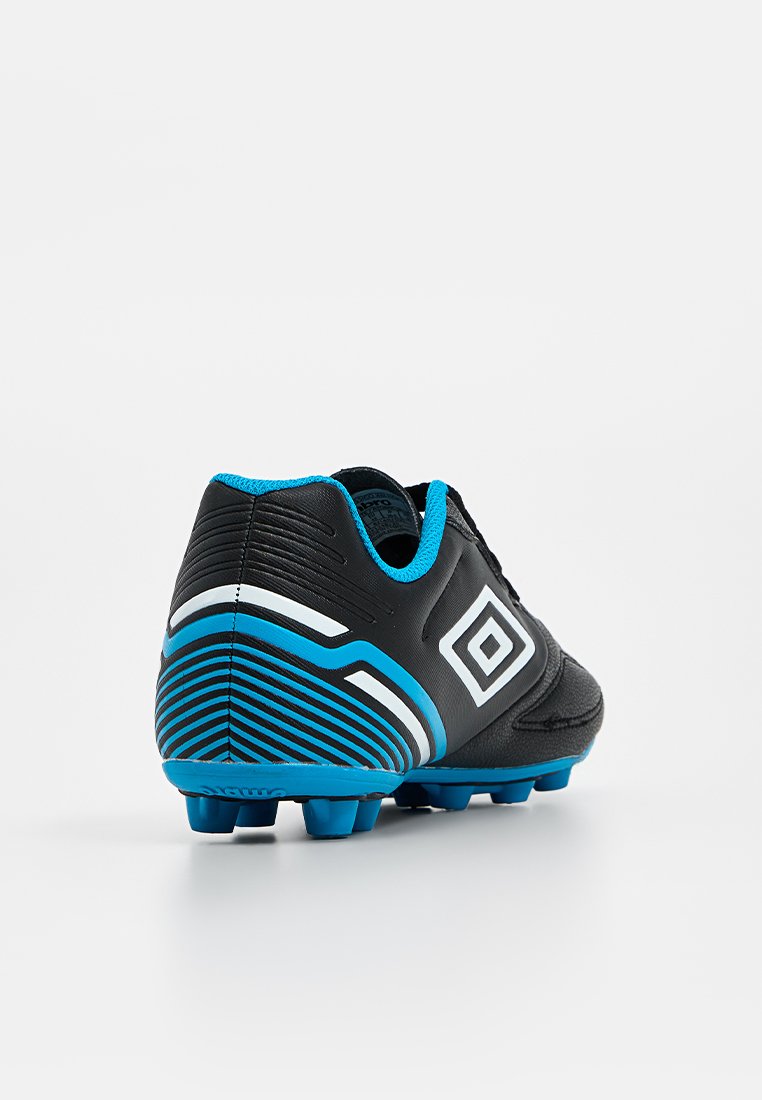 Umbro CLASSICO XIII