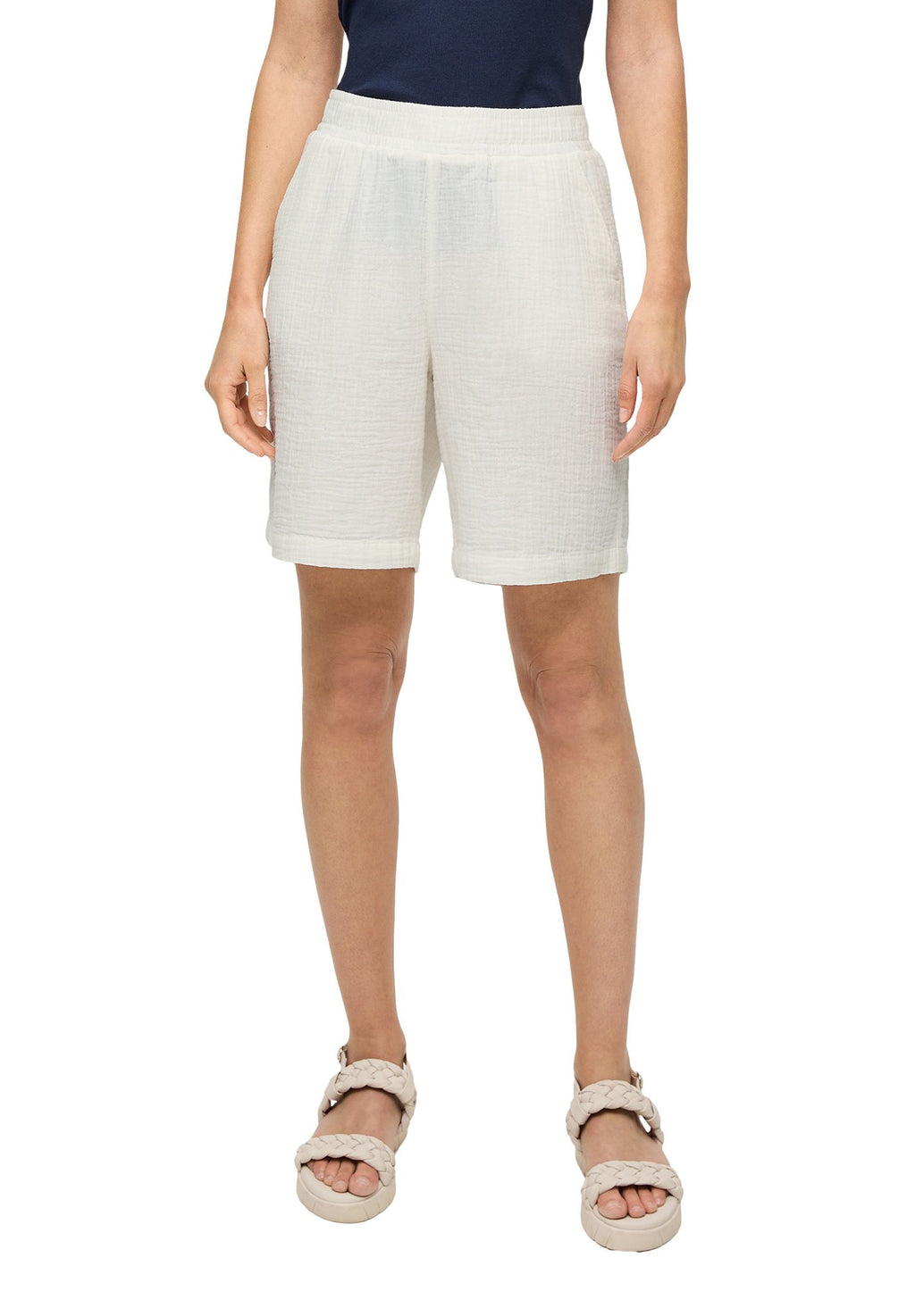 s.Oliver Shorts Media 6