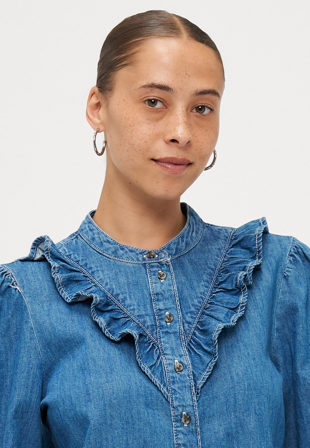 ONLDASHA SEVIGNY FRILL SHIRT  Media 5