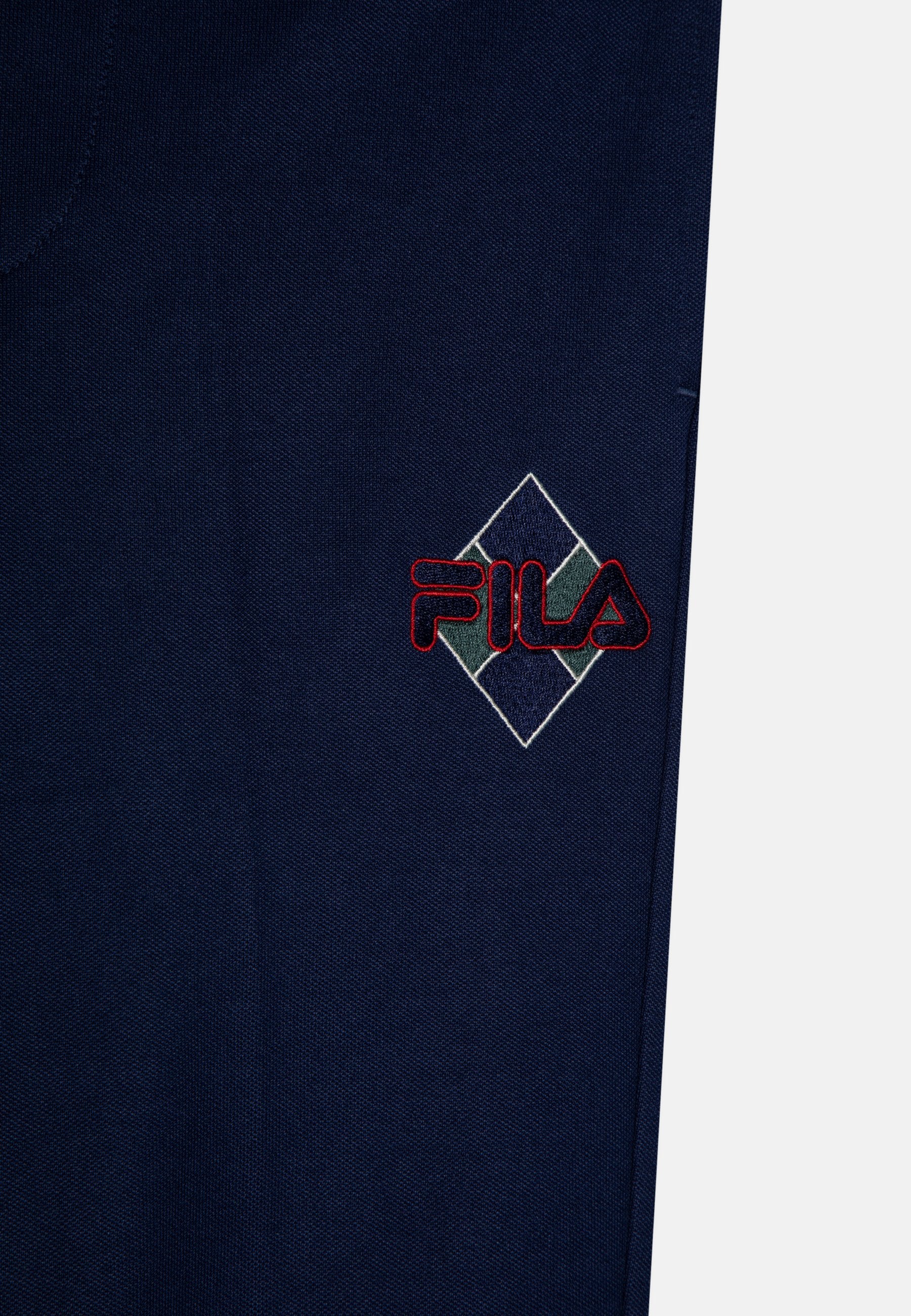 TEUCHERN TRAPERED TRACK PANTS UNISEX Media 3