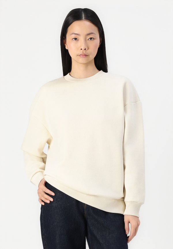 Selected SLFDANIELLA