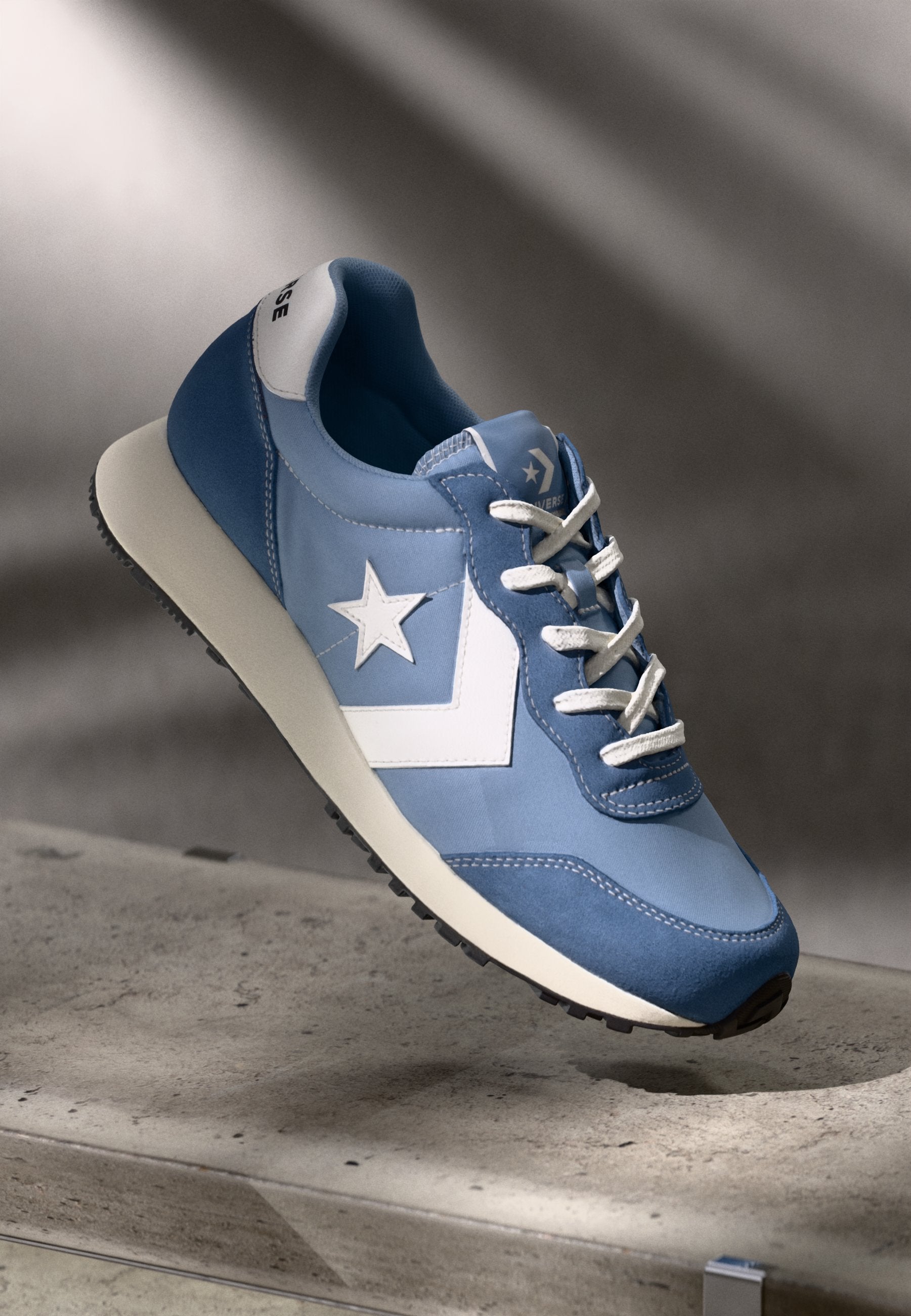 Converse OMEGA TRAINER UNISEX