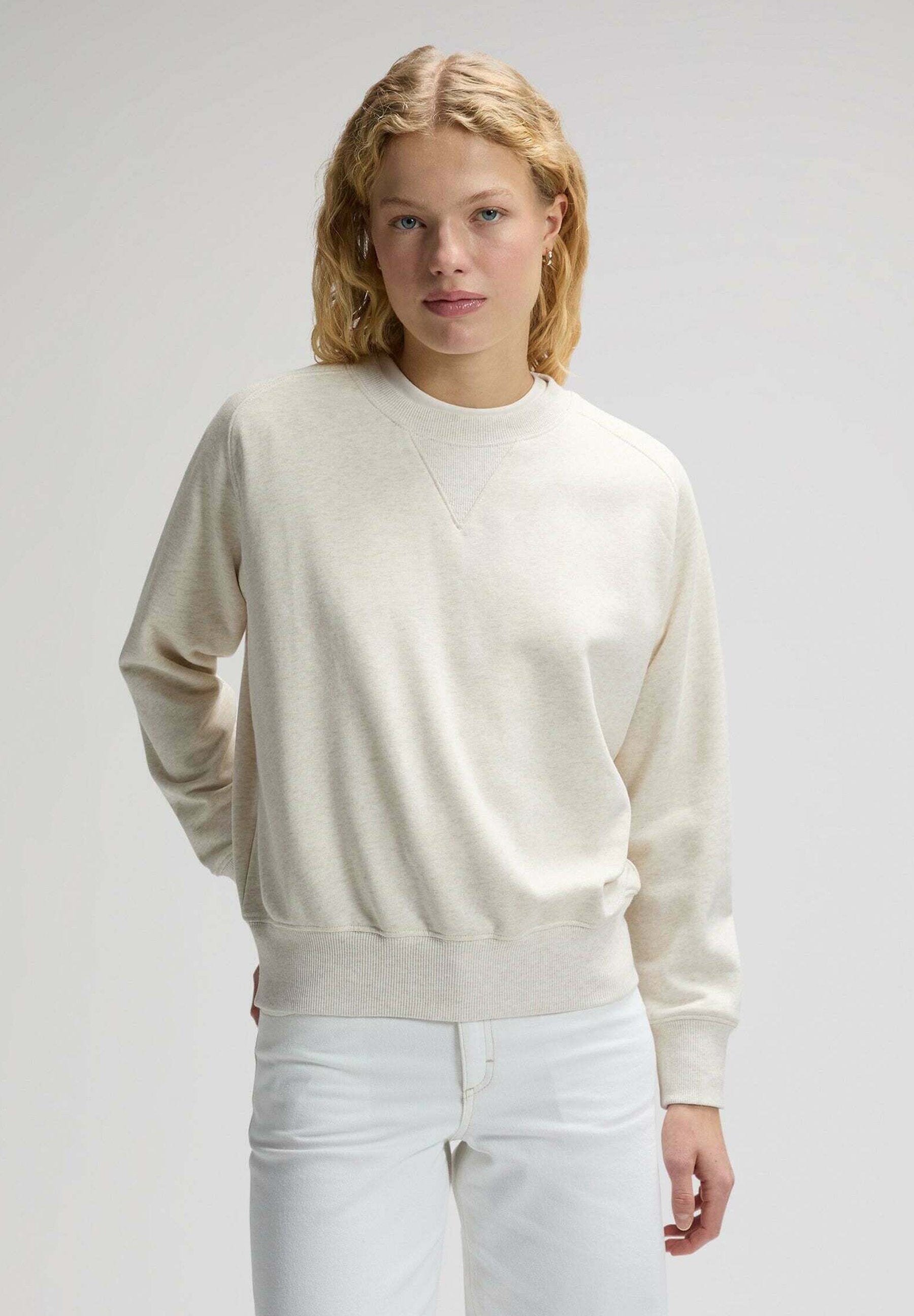 Lee RAGLAN CREW