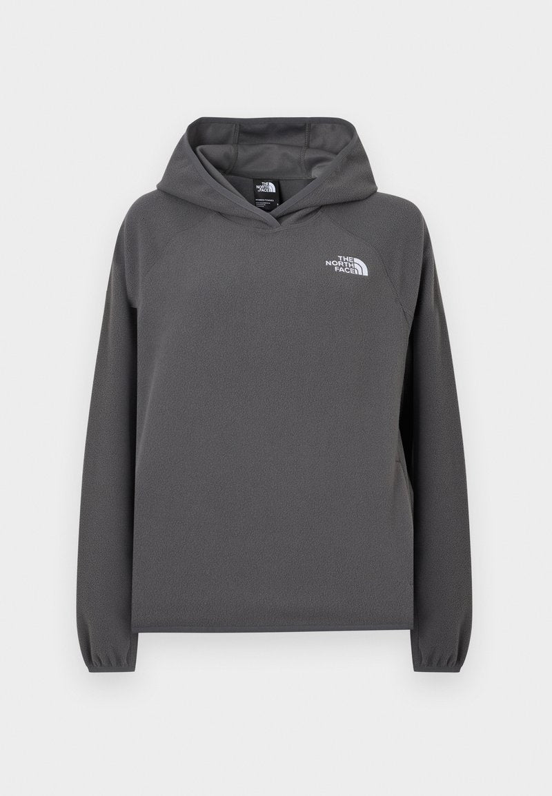 Grauer Kapuzen-Fleece-Pullover mit lockerem Schnitt, gerippten Bündchen und kleinem weißen Logo auf der linken Brust. Weiche Textur und schlichtes Design.