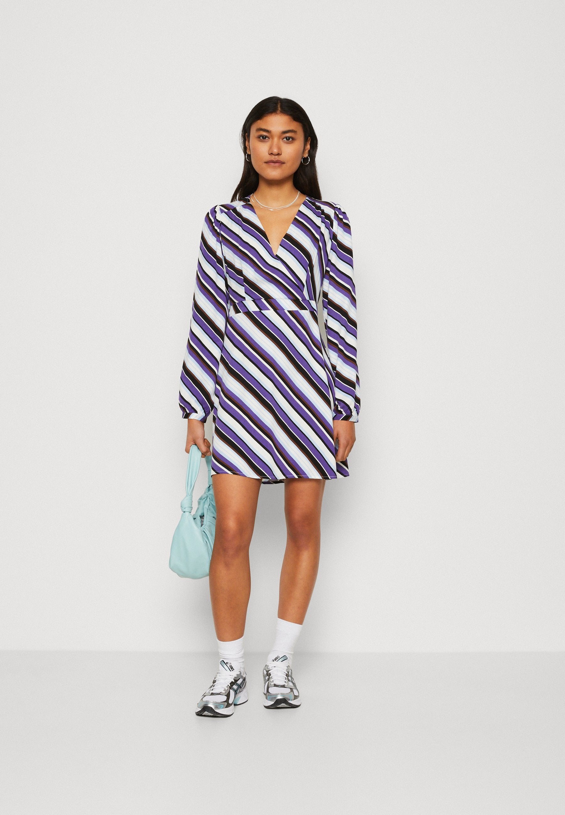 ONLALMA LIFE RILEY DRESS Media 2