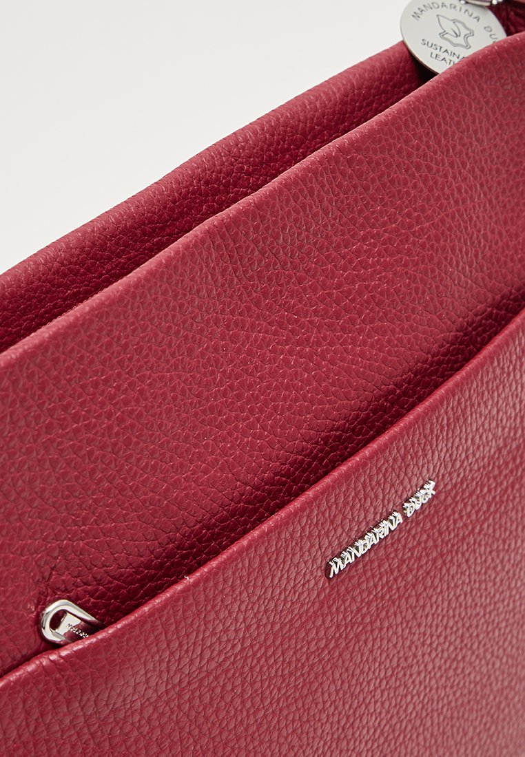 Mandarina Duck