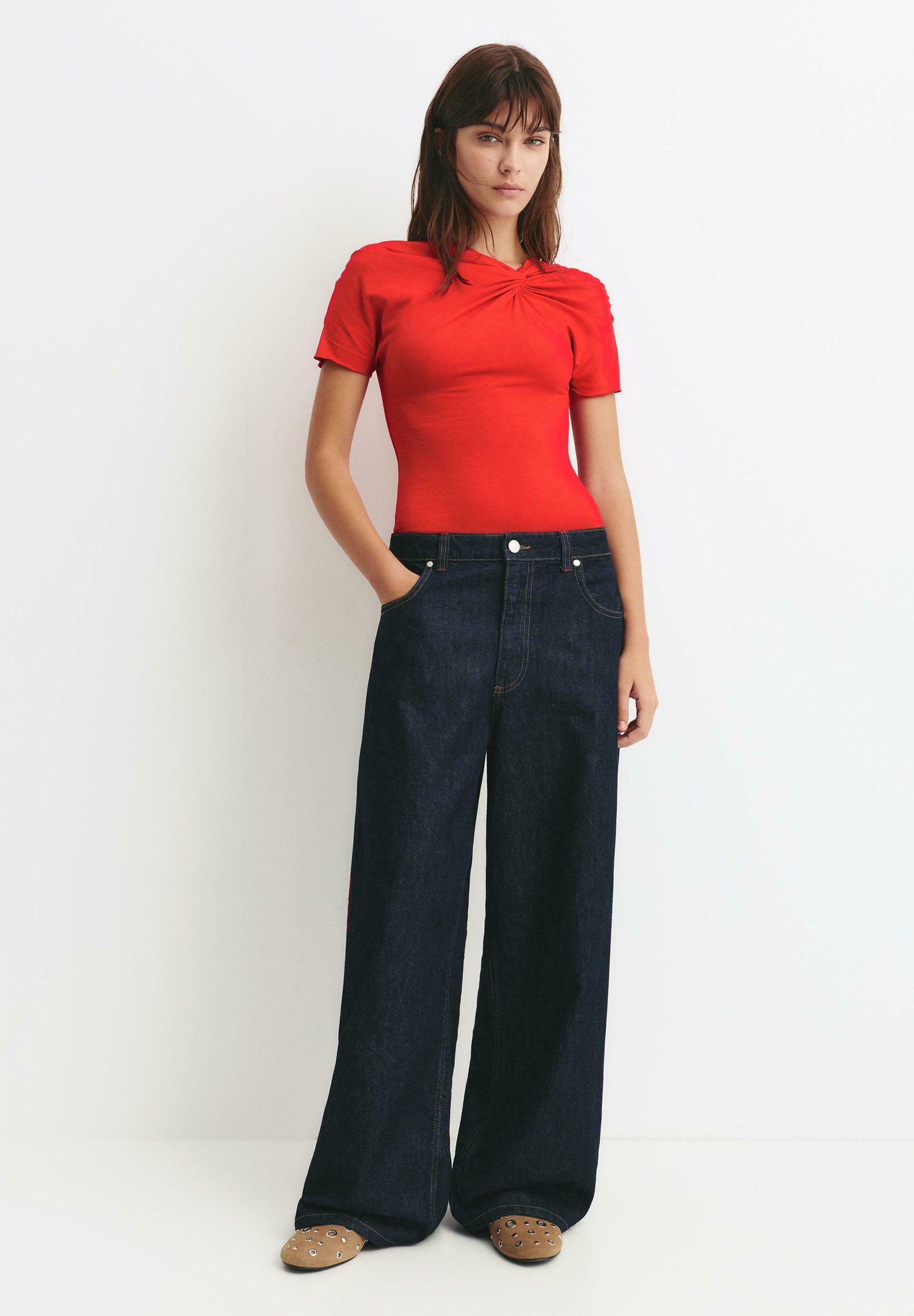 PULL&BEAR KNOT DETAIL NECKLINE