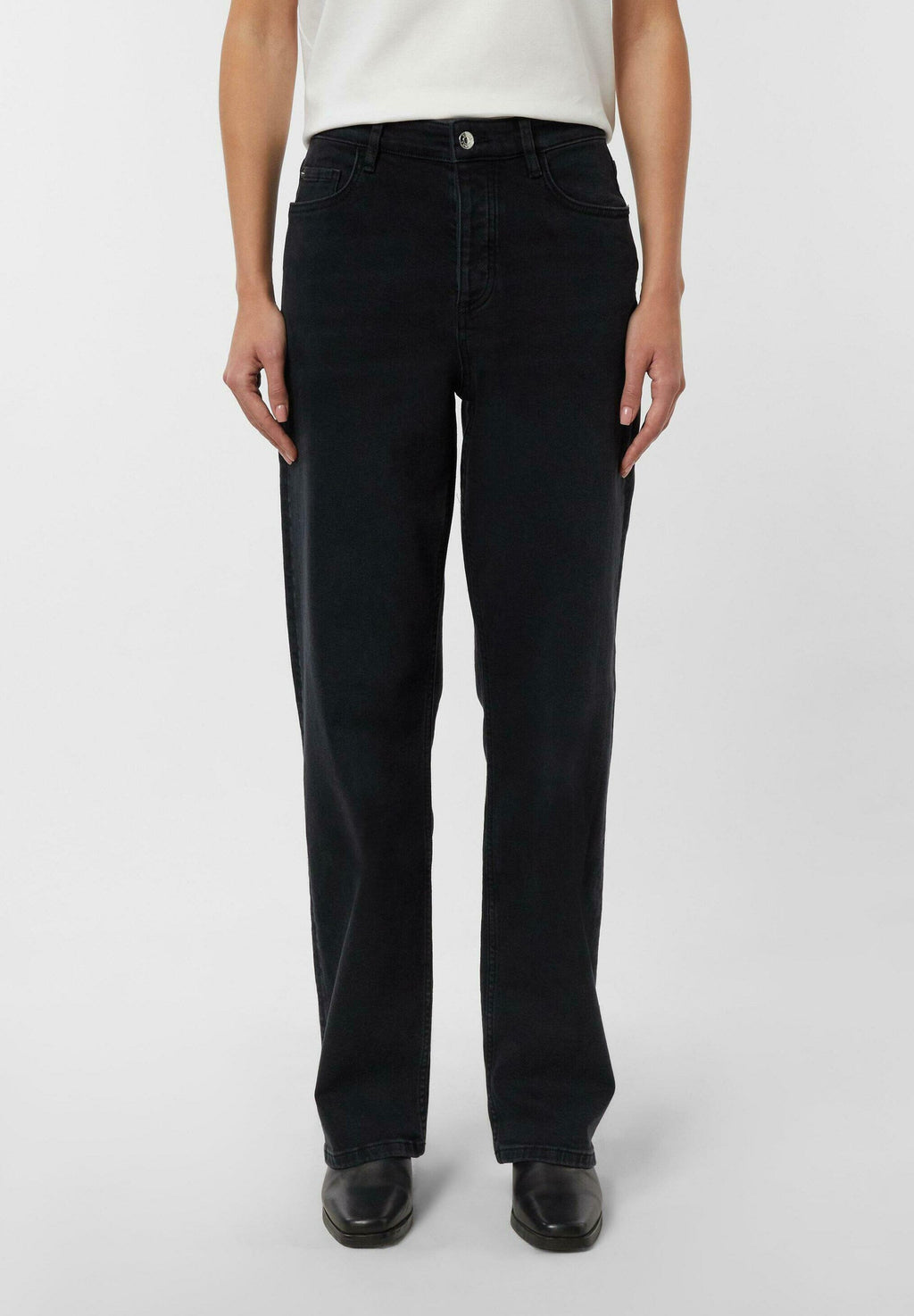 comma Jeans Straight Leg Media 3