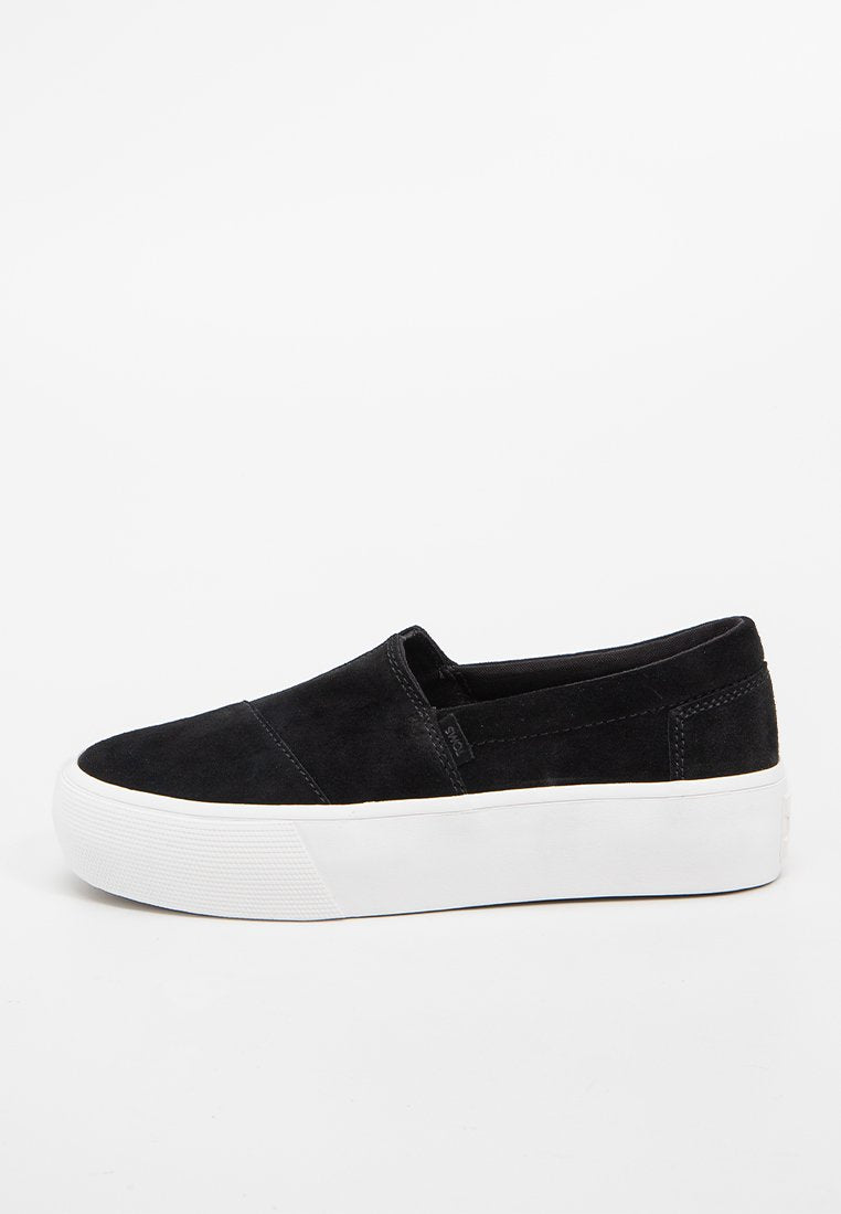 TOMS FENIX