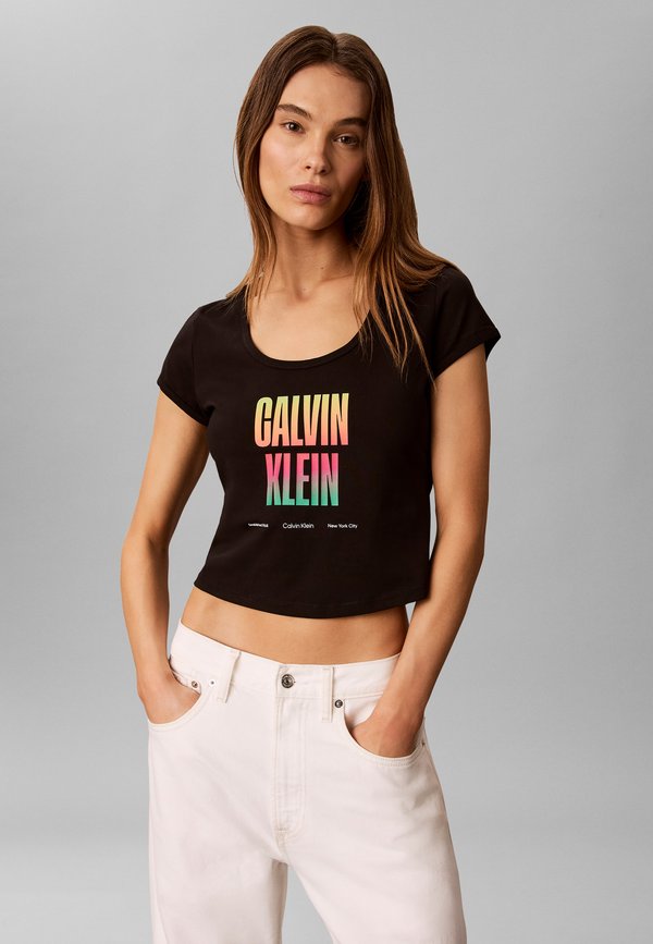 Calvin Klein Jeans PRIDE SLIM SCOOP TEE - Print T-shirt - black
