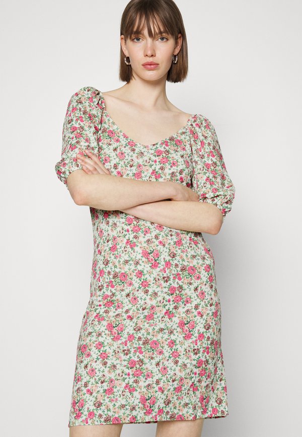 Vero Moda Tall VMGELINA PUFF DRESS