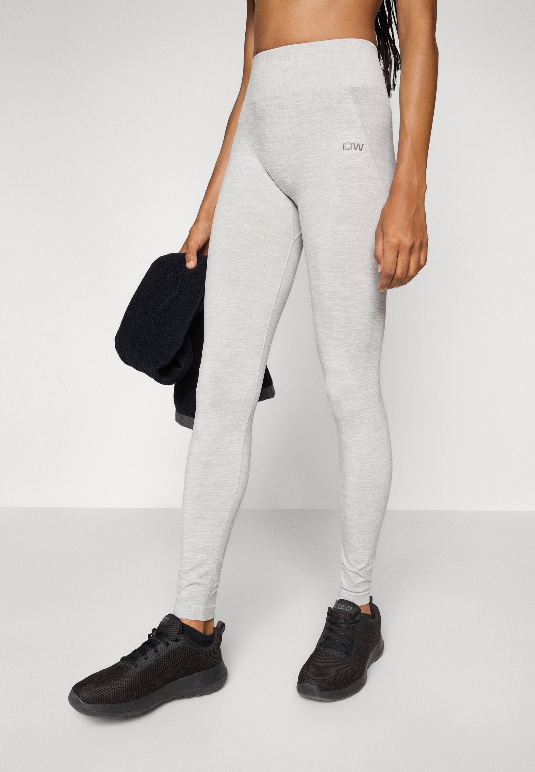 ICANIWILL SMOOTH SEAMLESS TIGHTS