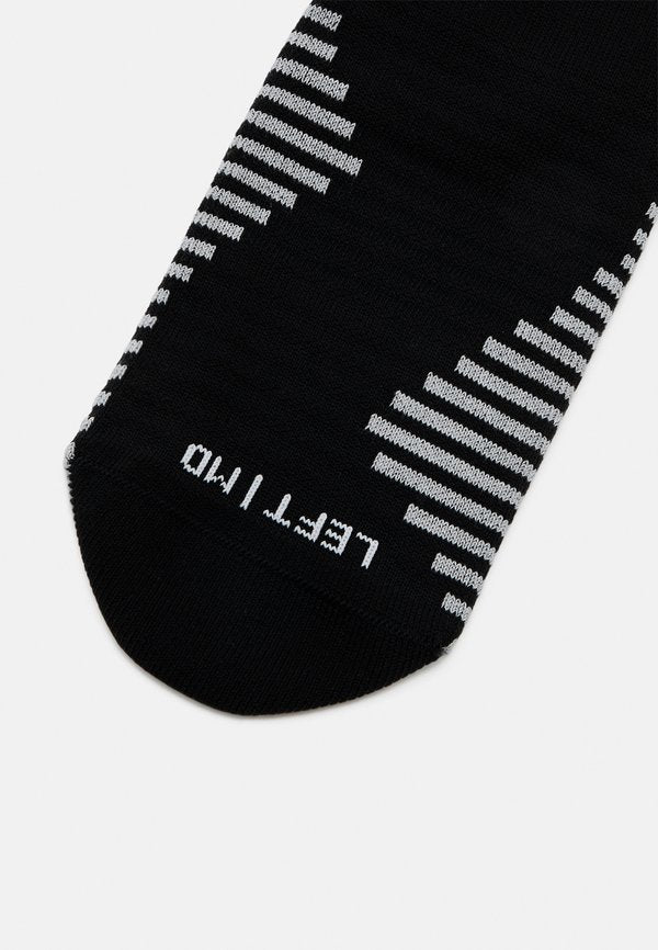 Nike Performance DRI-FIT STRIKE