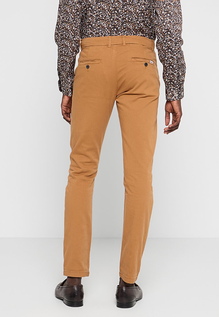 Lindbergh Chino Media 3