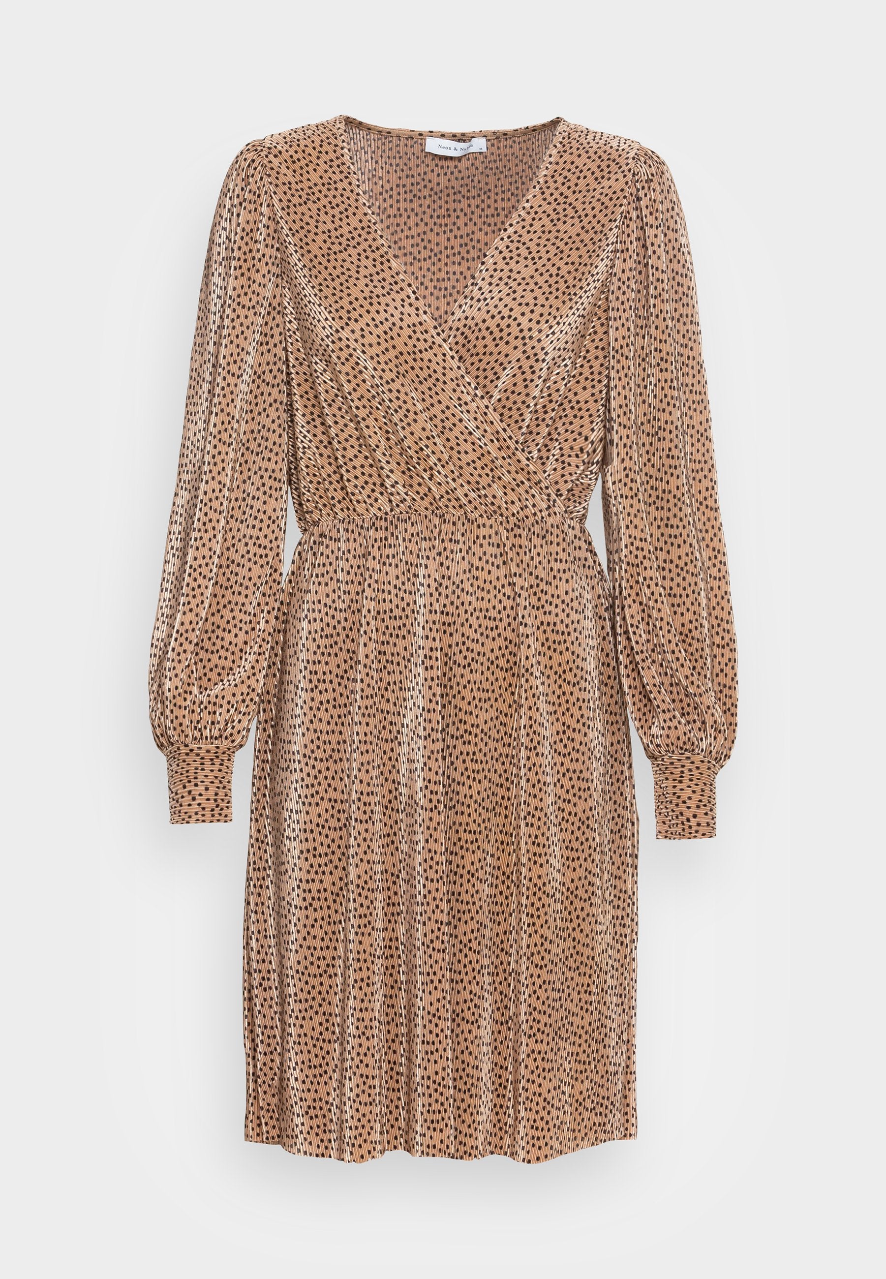 ONLVIA SHORT DRESS Media 1