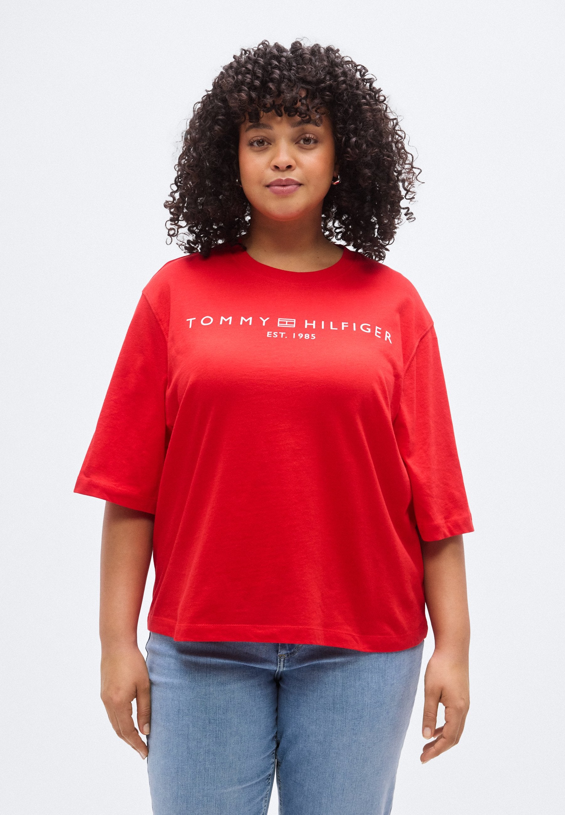CURVE LOGO RELAXED JERSEY T-SHIRT Media 3