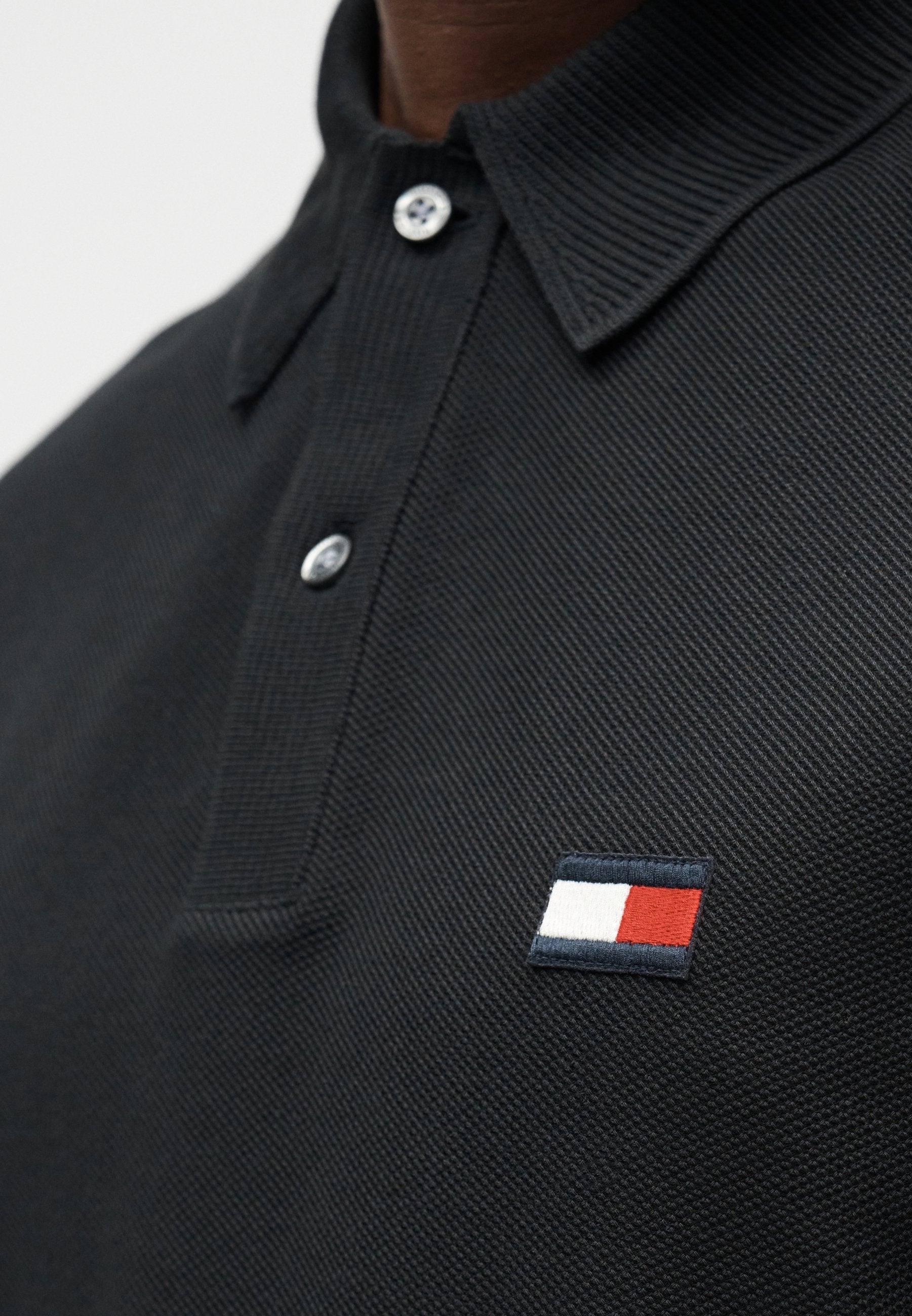 CLASSIC FIT KNIT COLLAR POLO SHIRT Media 6