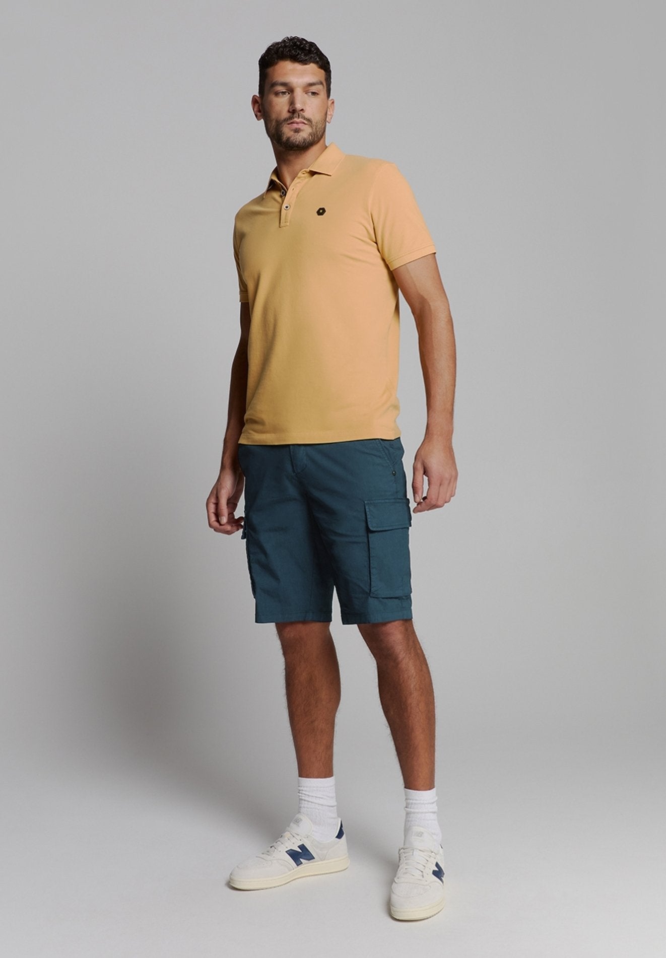 NO EXCESS Shorts Media 2