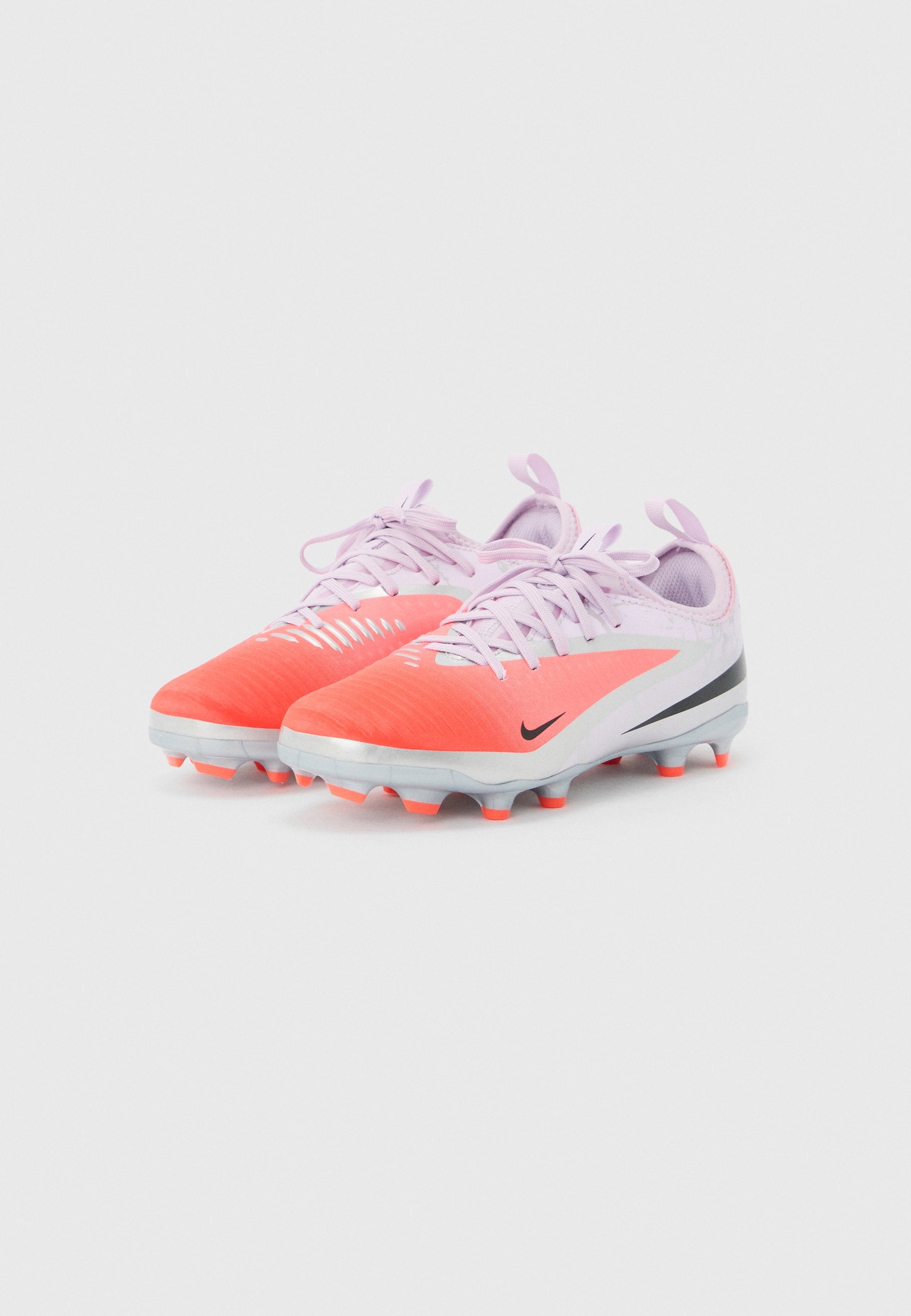 Nike Performance JR PHANTOM 6 LOW ACADEMY FG/MG ALEXIA PUTELLAS UNISEX