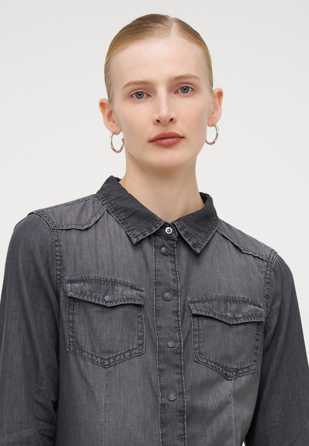 ONLALEXA SHIRT Media 5