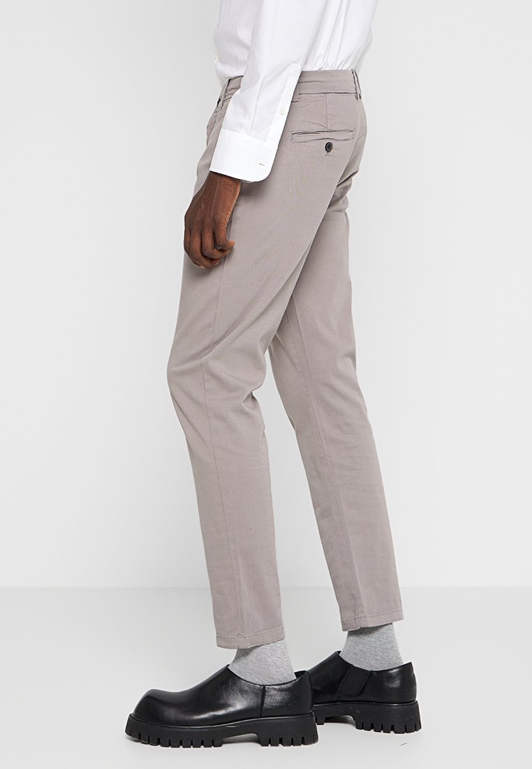 Lindbergh Chino Media 2