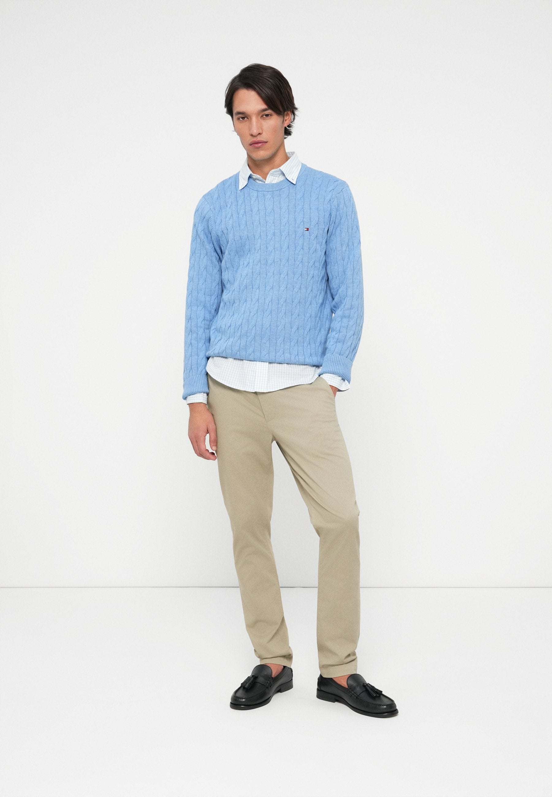 BLEECKER TEXTURED PRINT SLIM TROUSERS Media 2