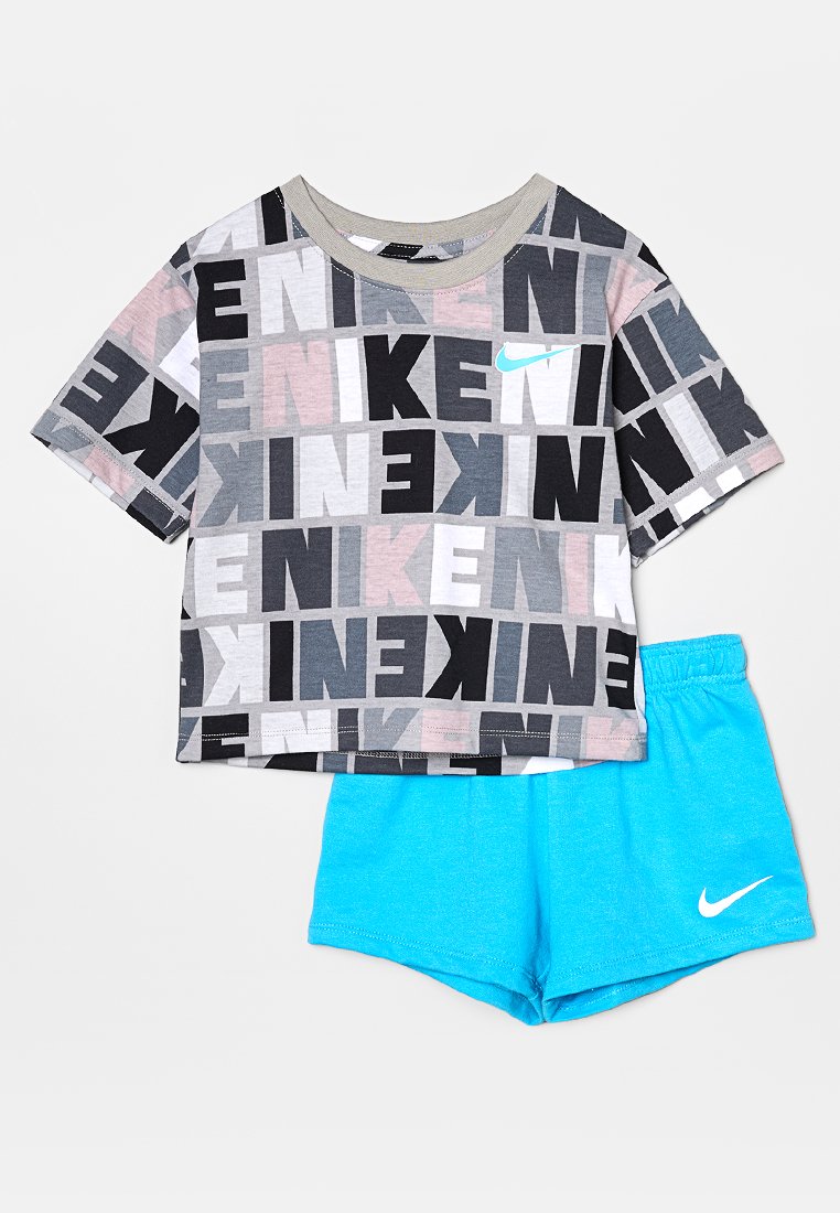 Nike Sportswear SET