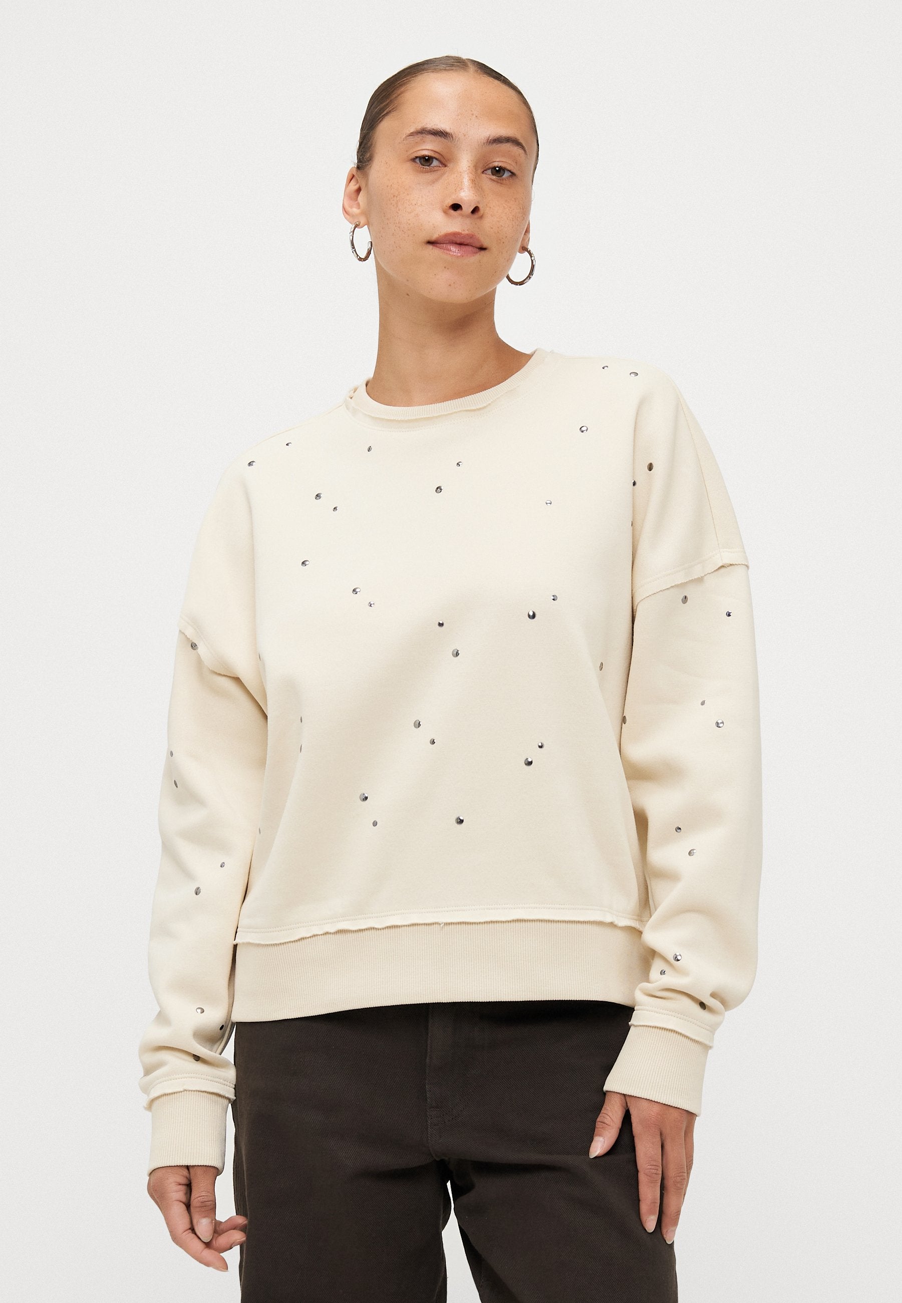 ONLCALLIE O NECK DETAIL Media 3
