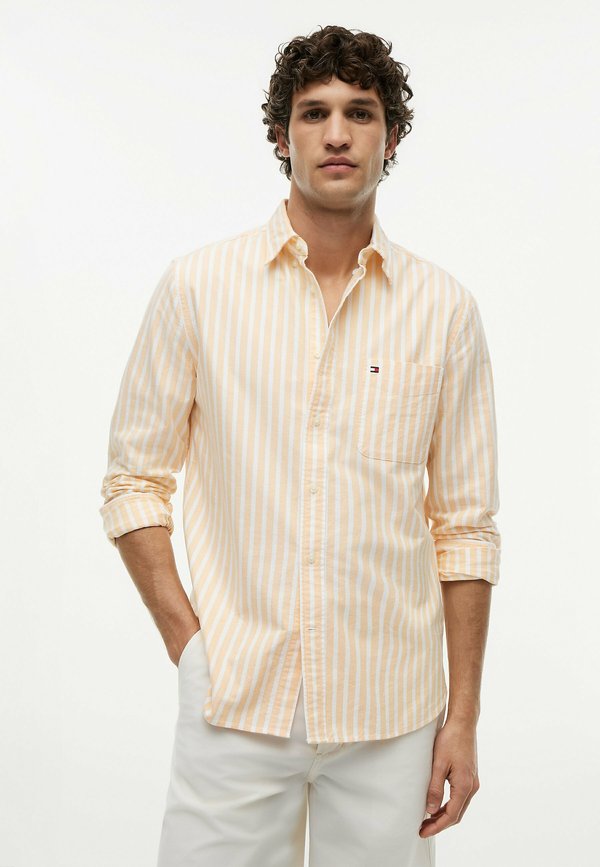 Tommy Hilfiger HERITAGE OXFORD SEASONAL STP - SEASONAL PATTERN - Shirt - orange flash   stripe