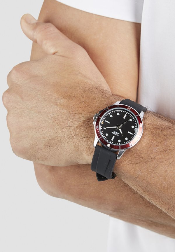 s.Oliver ELEGANT SILICONE - Watch - schwarz