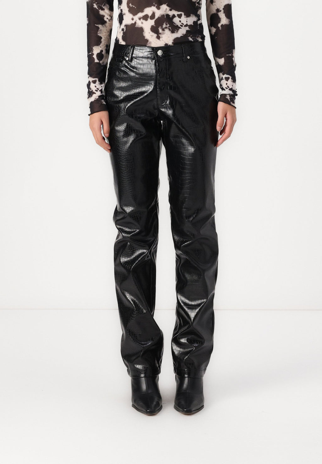 ONLJACI LIONA PANT Media 3