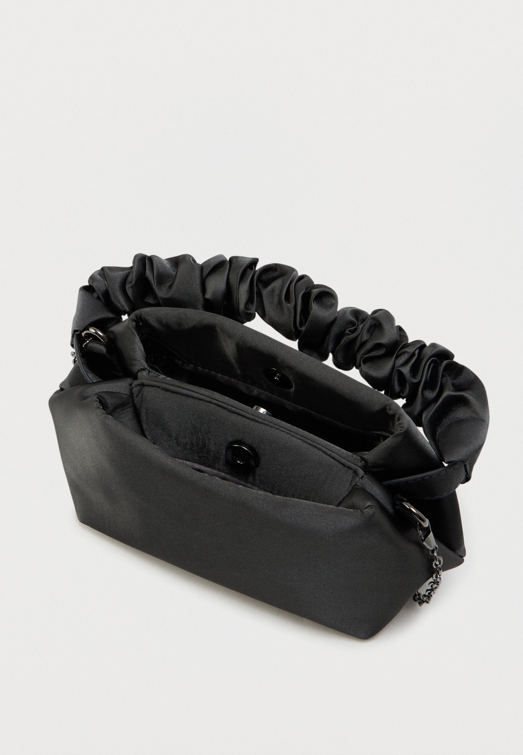Mascara BAG