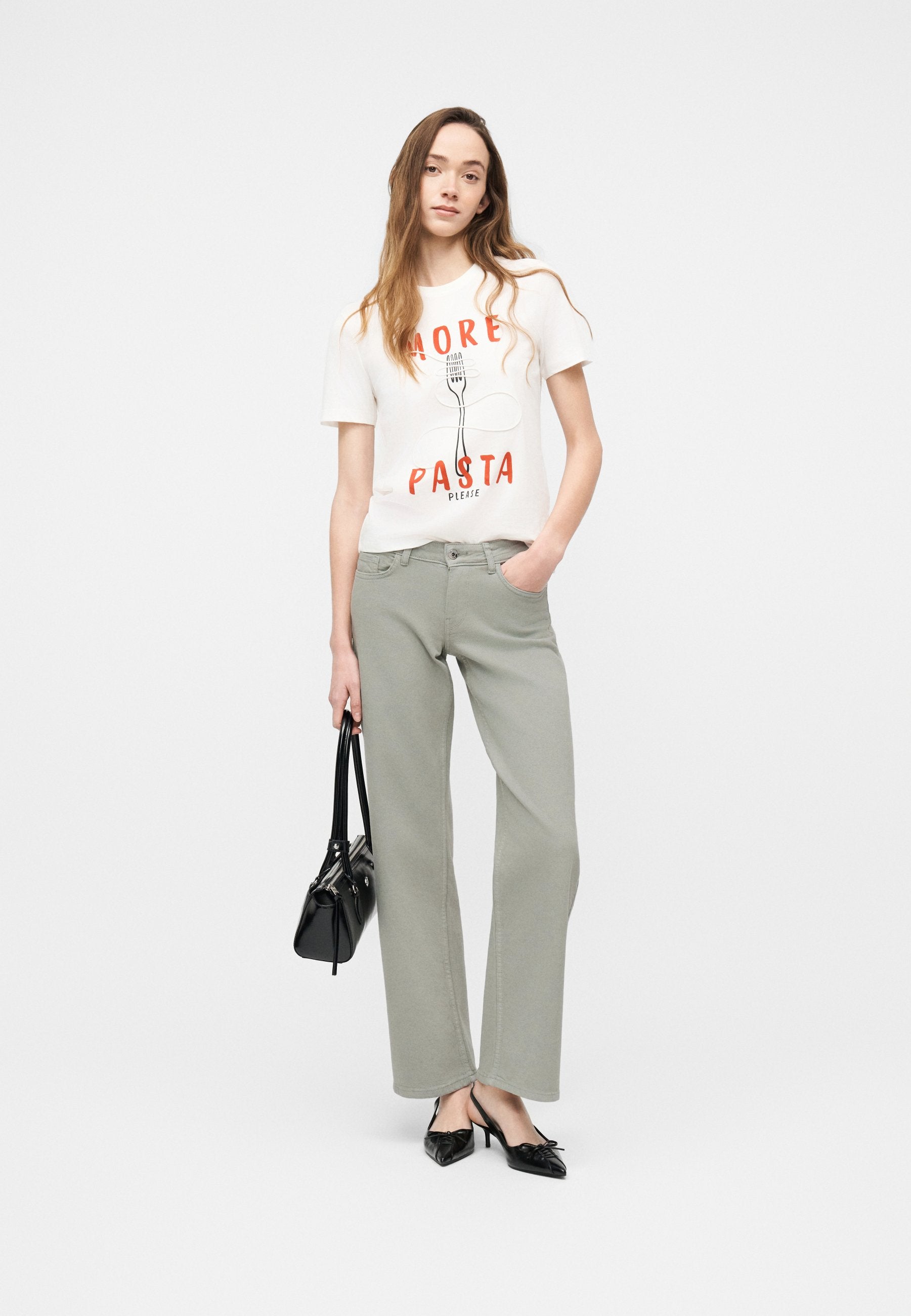 Wide-fit ONLJUDY Low waist Straight Fit Media 2