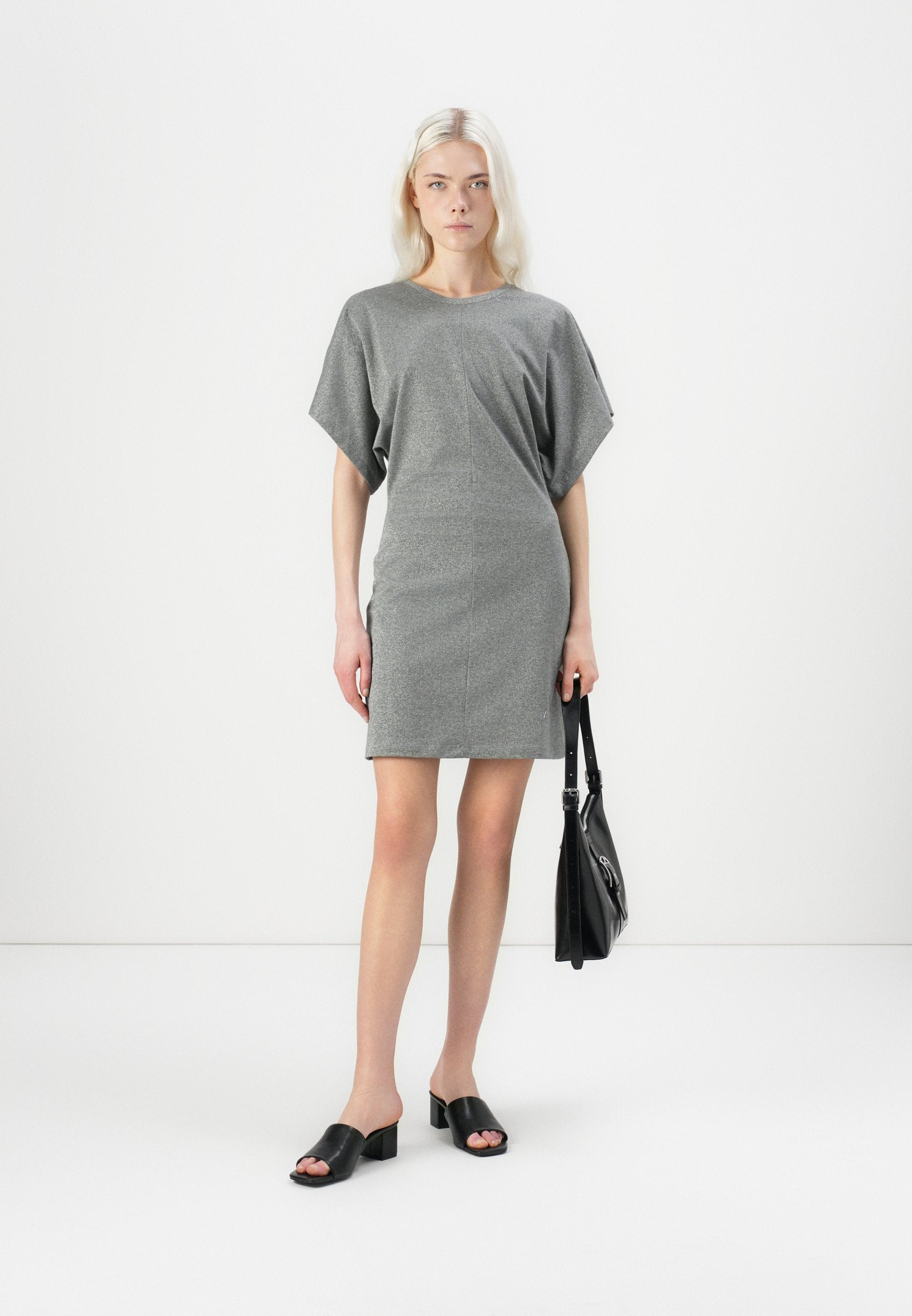 Replay DRESS