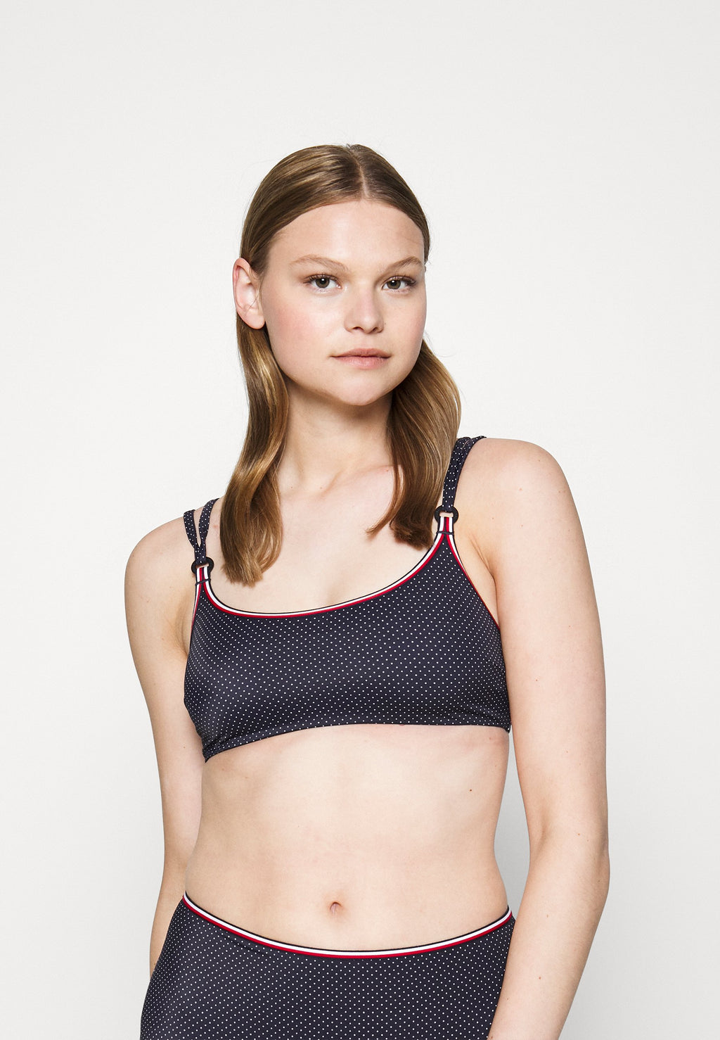 BRALETTE Media 3