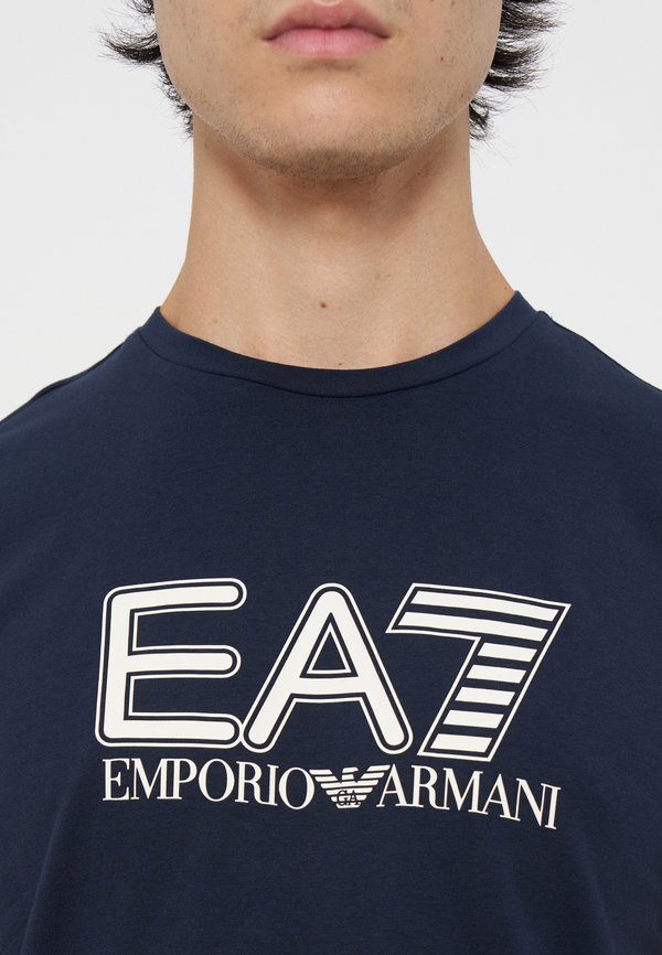 EA7 Emporio Armani