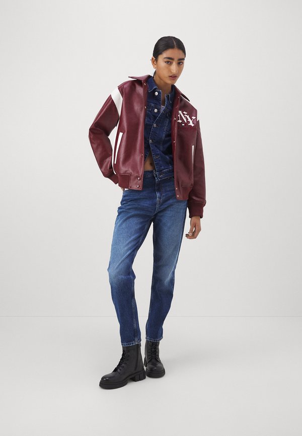 Tommy Jeans IZZIE HGH SL ANK FLAG AH6037