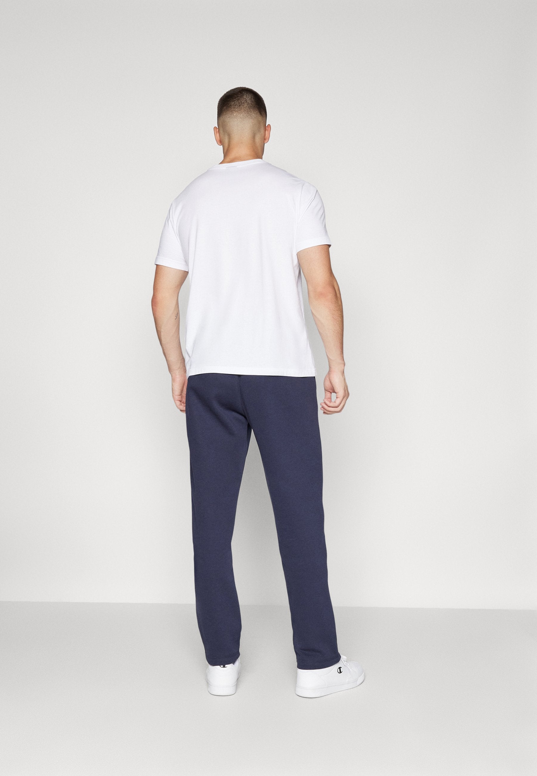 Champion ICONS STRAIGHT HEM CONTRAST LOGO