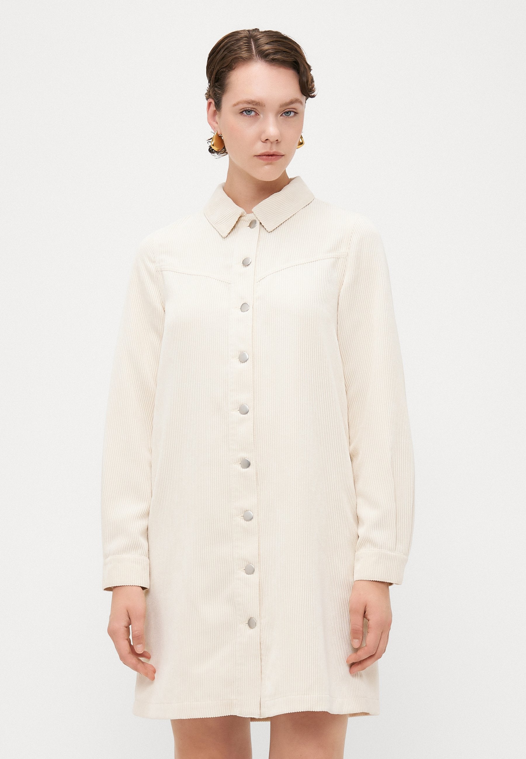 ONLTRACY A SHAPE DRESS  Media 3
