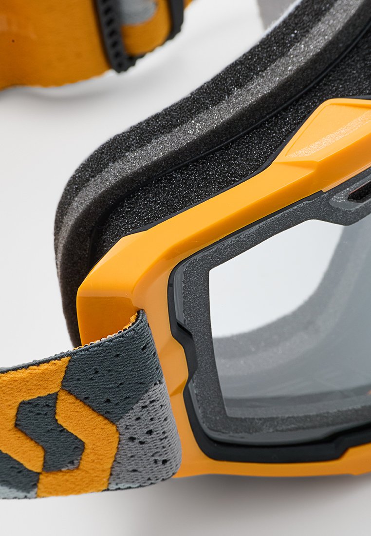 FURY ENDURO Media 6