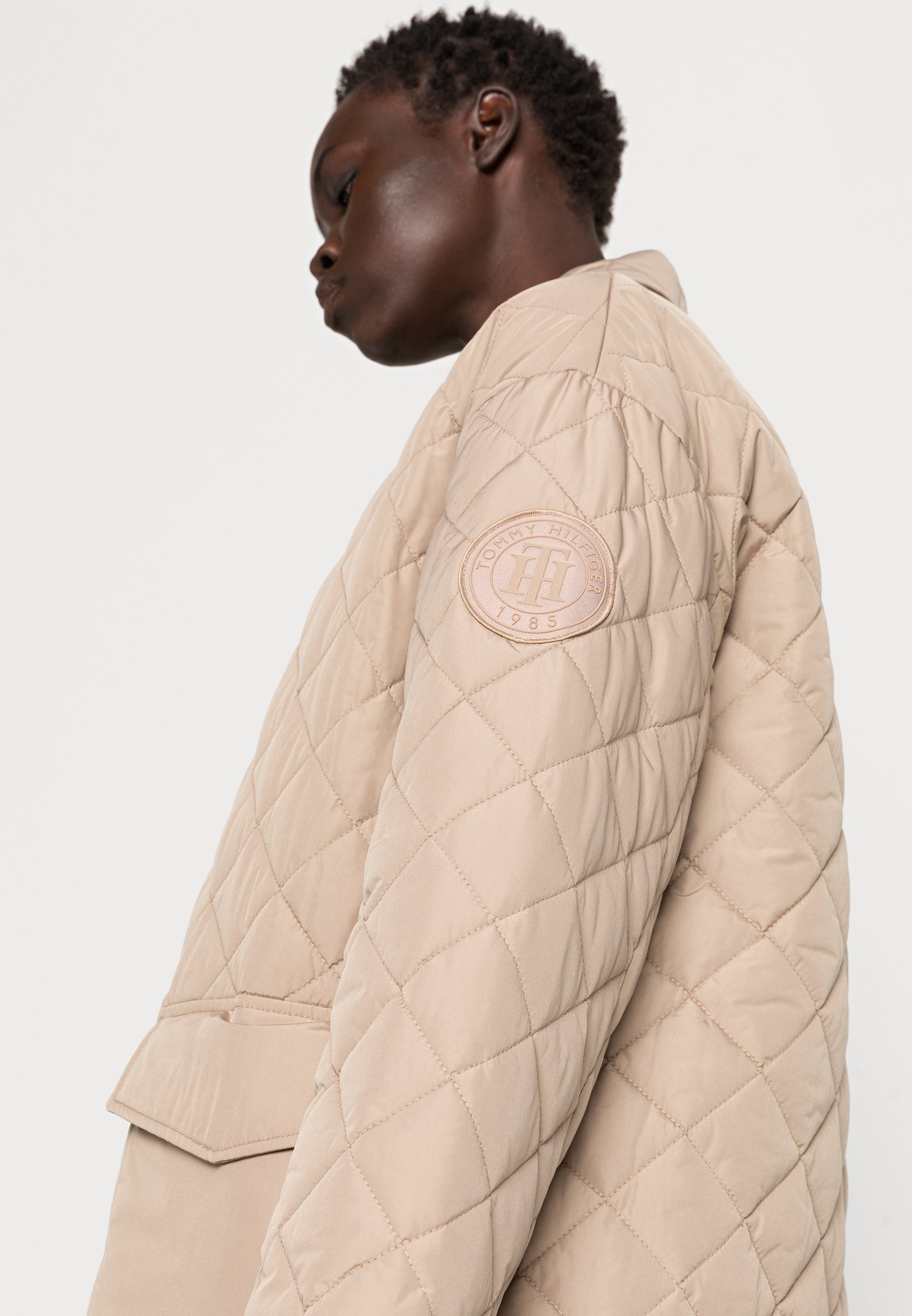 QUILTEDSORONA SHORT SHACKET Media 5