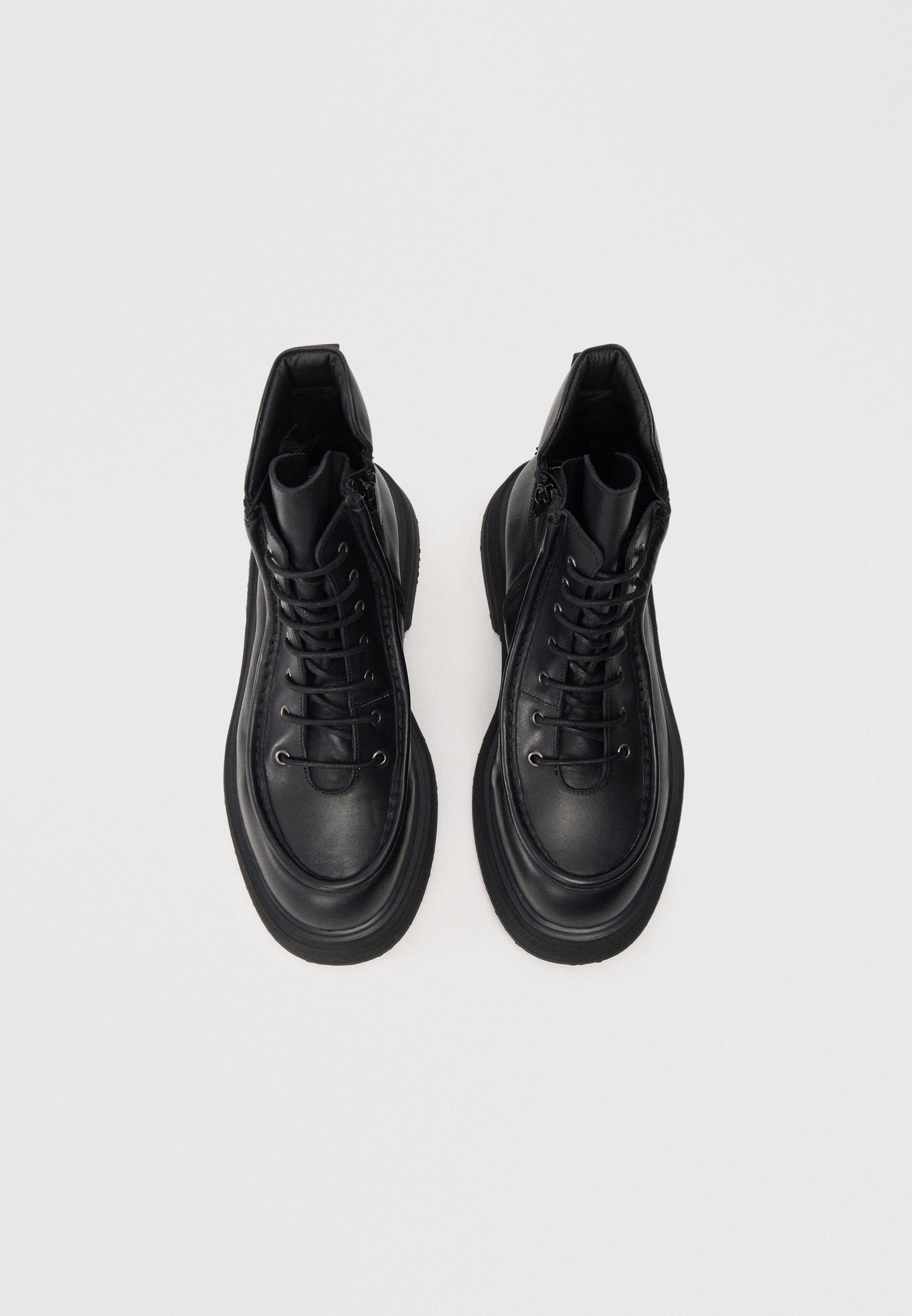The Antipode BROGUE