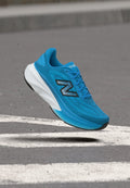 New Balance FRESH FOAM X MORE V6 - Road running shoes - altitude/black